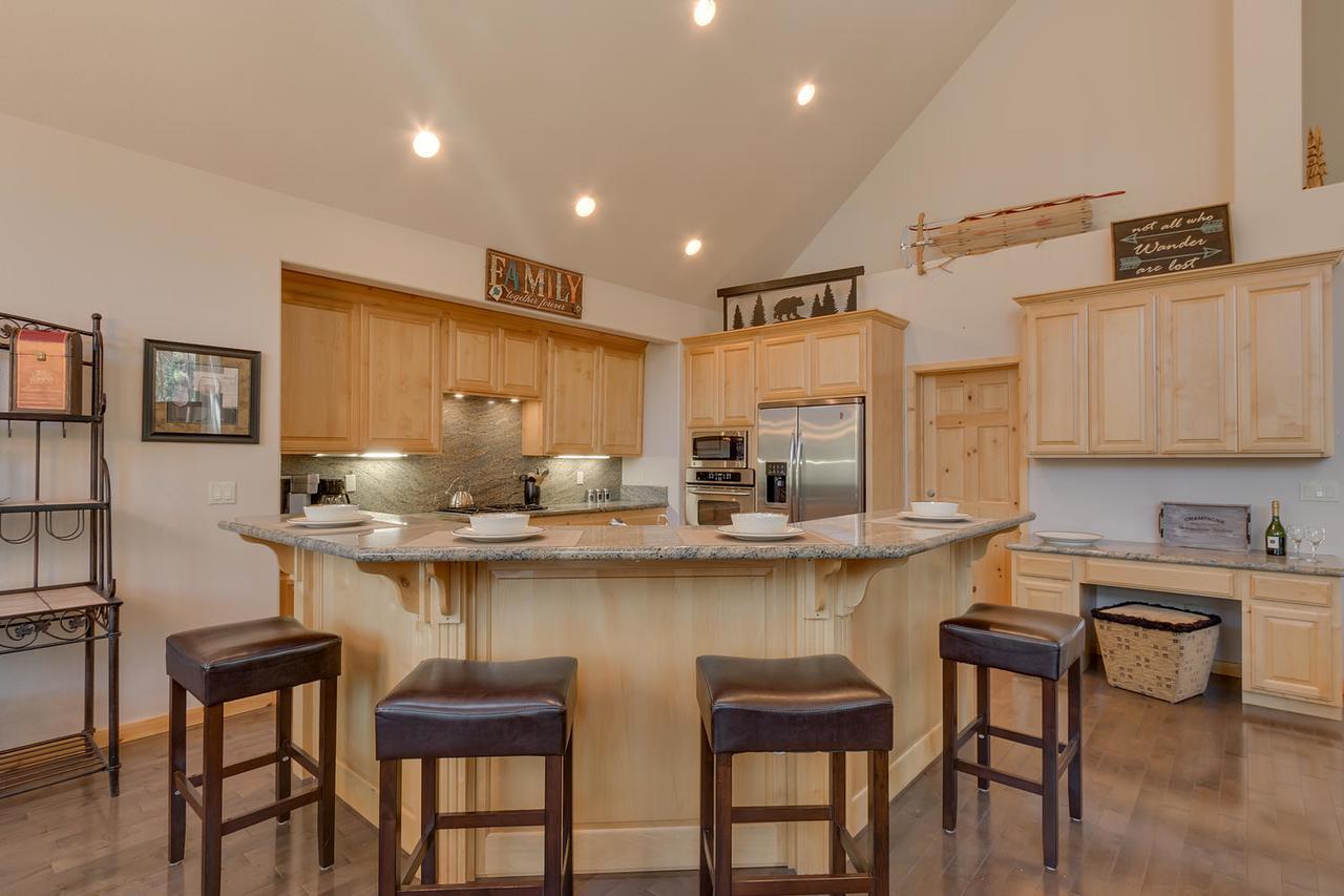 Sugar Pine Lodge - Four Bedroom Home South Lake Tahoe Exteriör bild