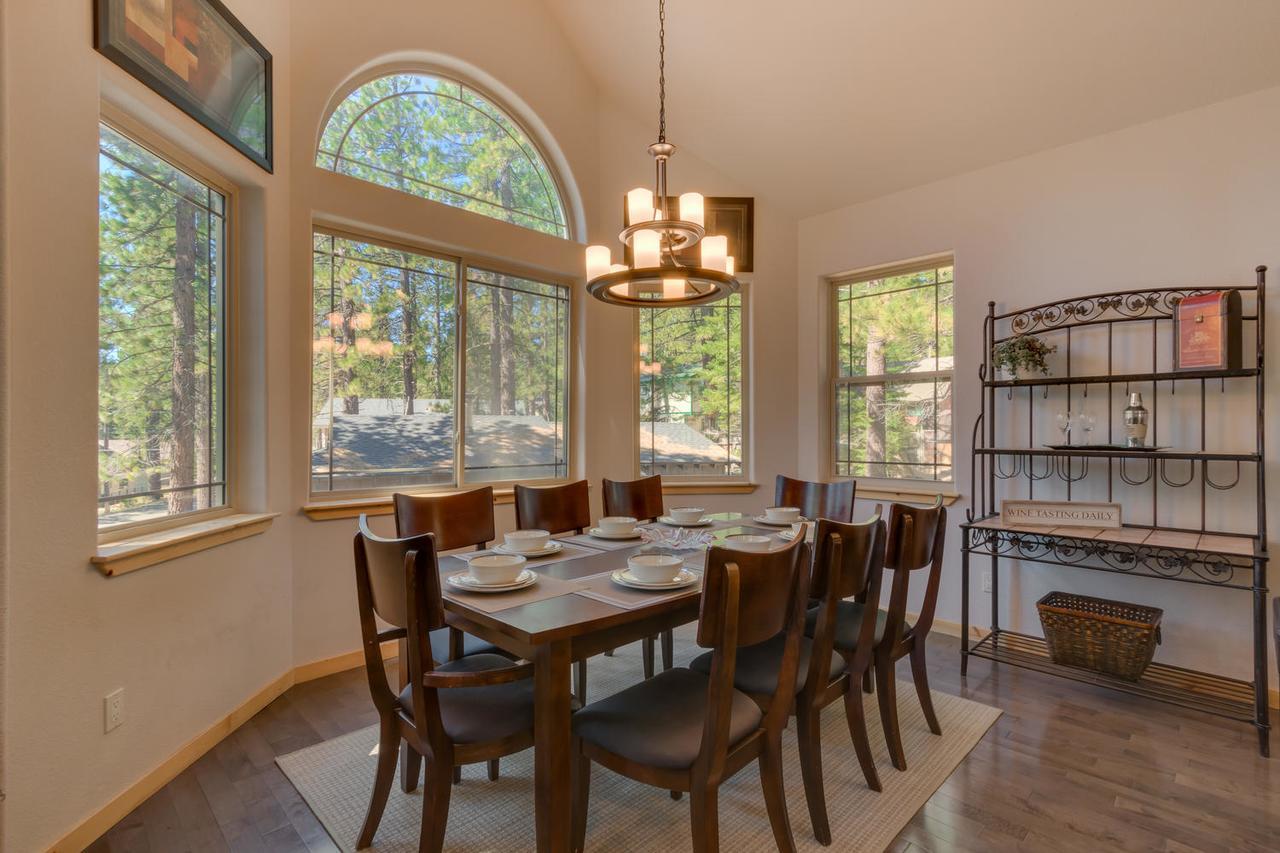 Sugar Pine Lodge - Four Bedroom Home South Lake Tahoe Exteriör bild